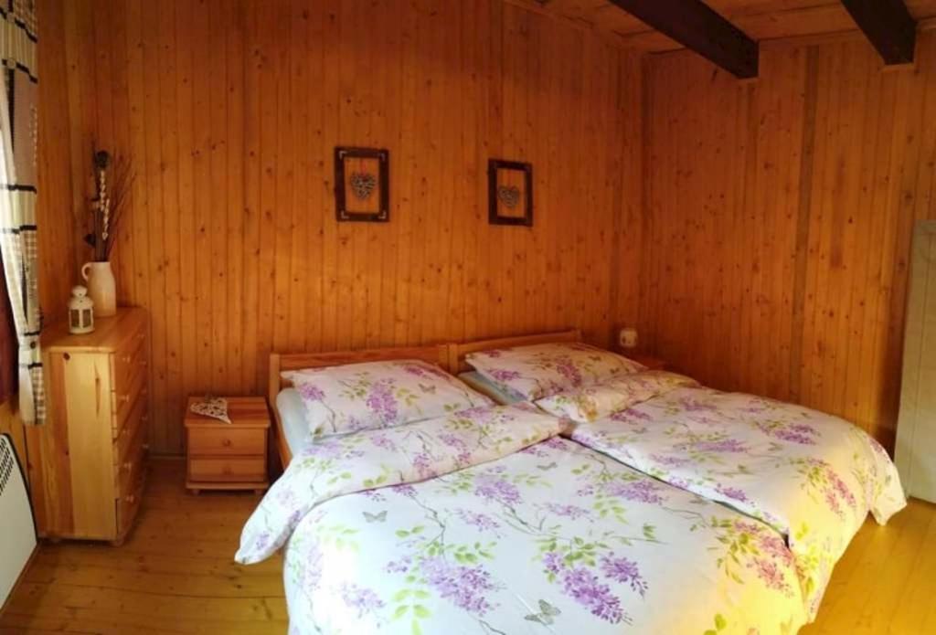 Holidayhouse Chalupa Alzbetka Važec Esterno foto
